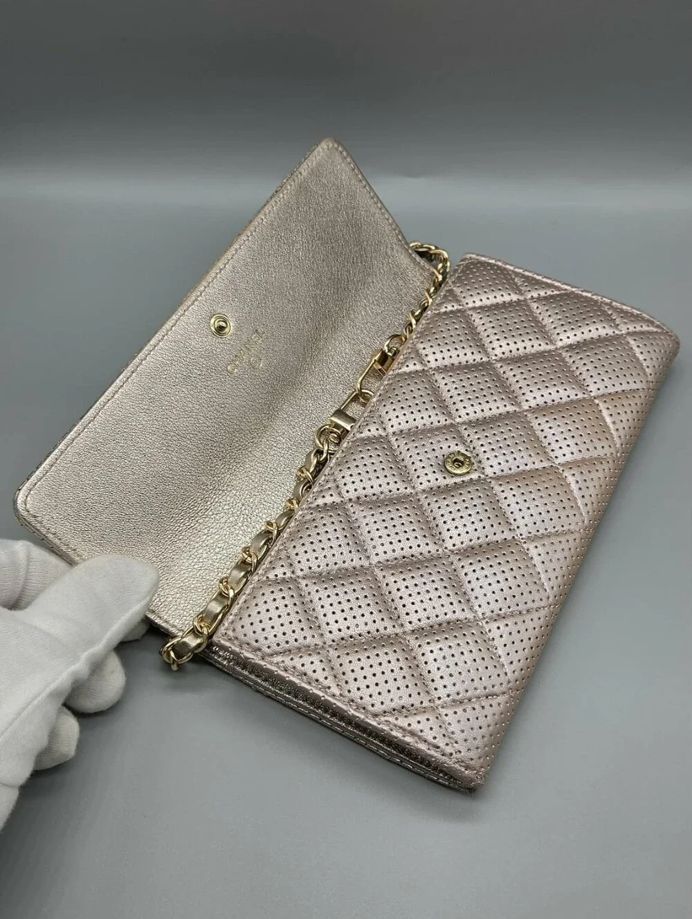 CHANEL 🩷100% authentic